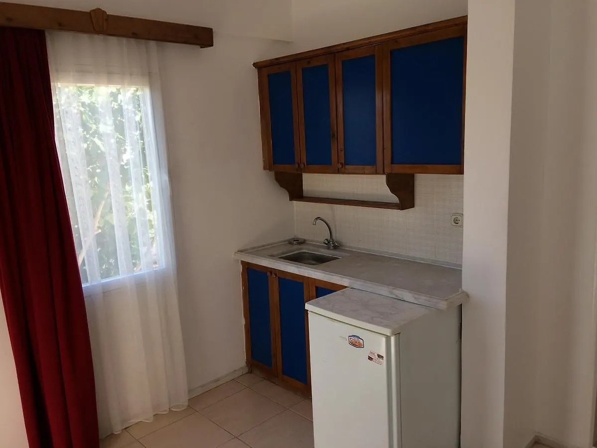 Koz Marigold Apart Hotel Cesme 2*,